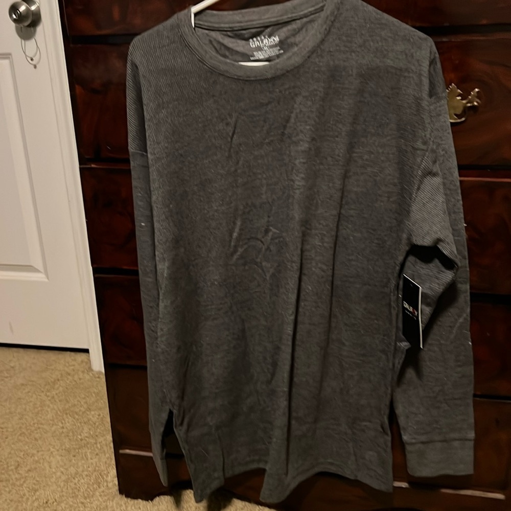 Women’s long sleeve thermal shirt NWT
